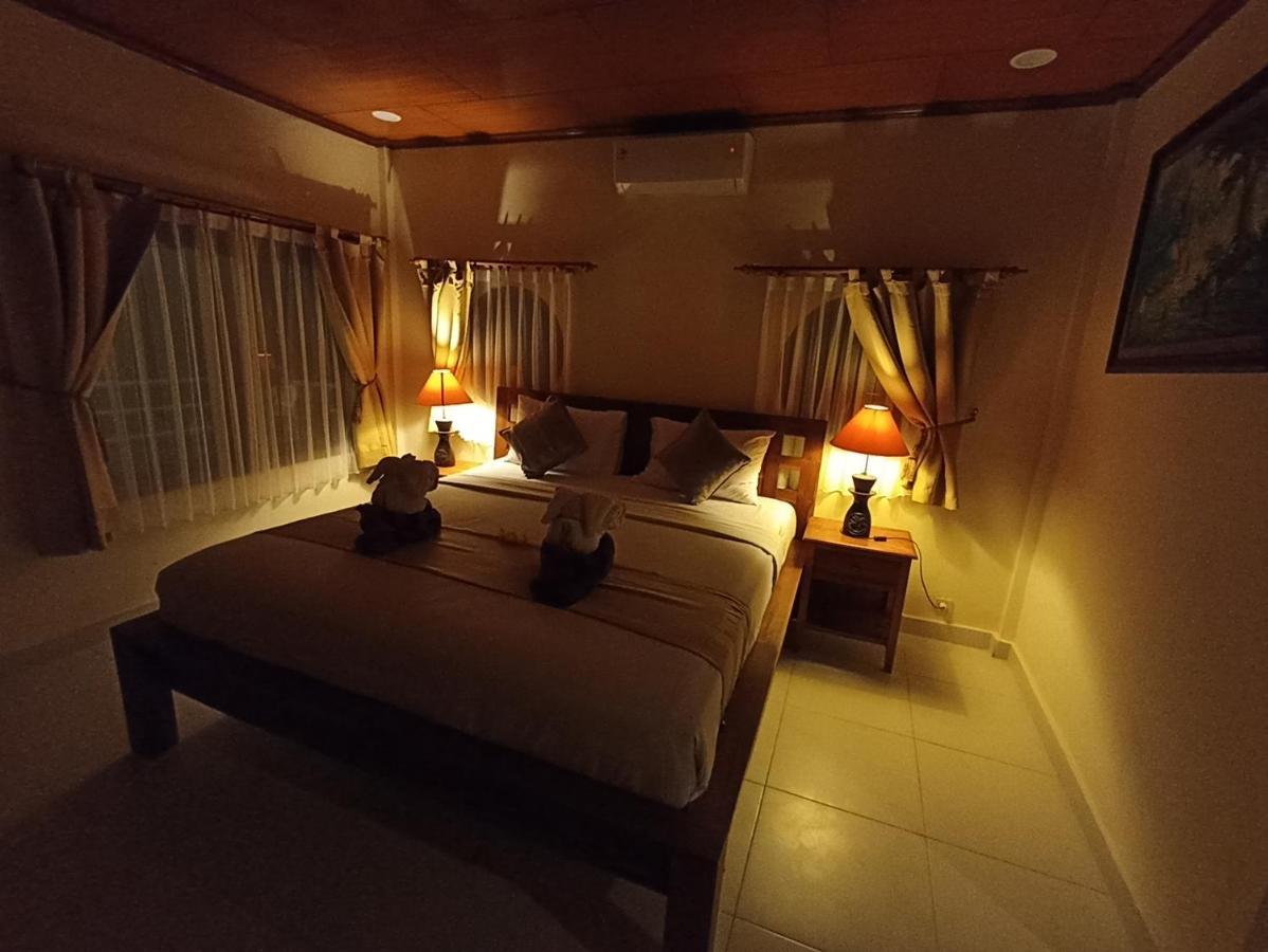 Kusnadi Hotel Legian Exteriör bild