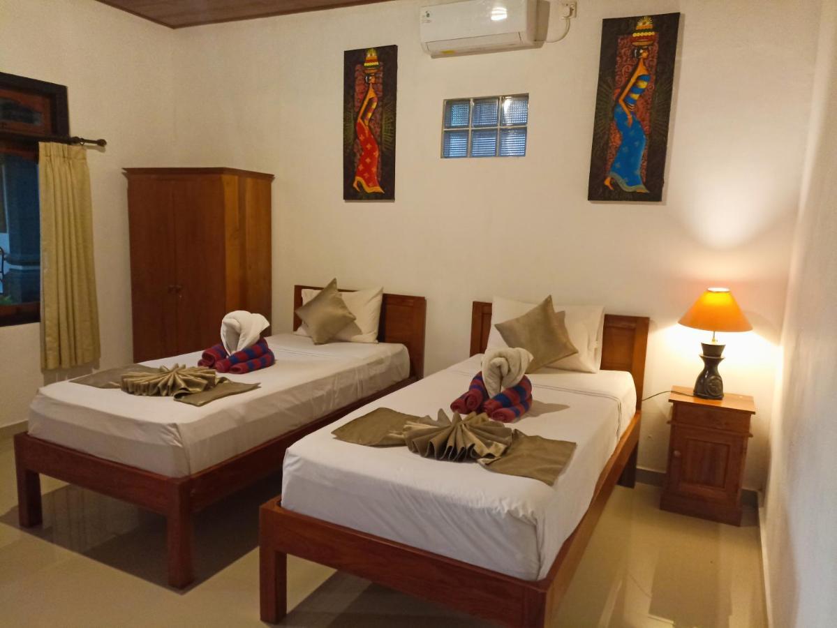 Kusnadi Hotel Legian Exteriör bild