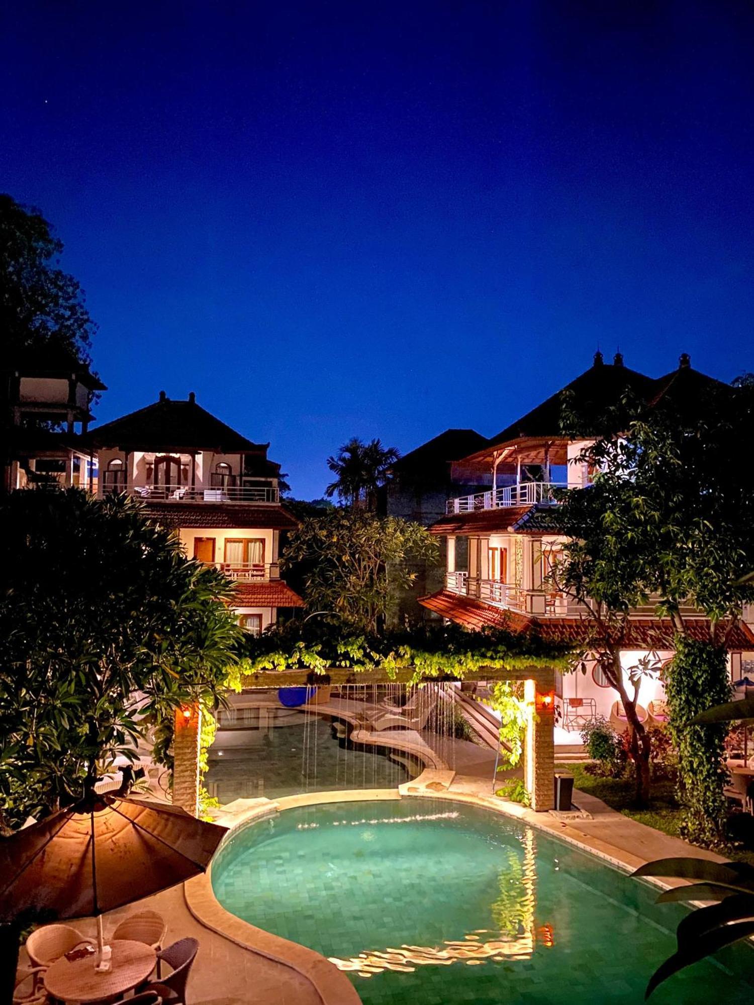 Kusnadi Hotel Legian Exteriör bild