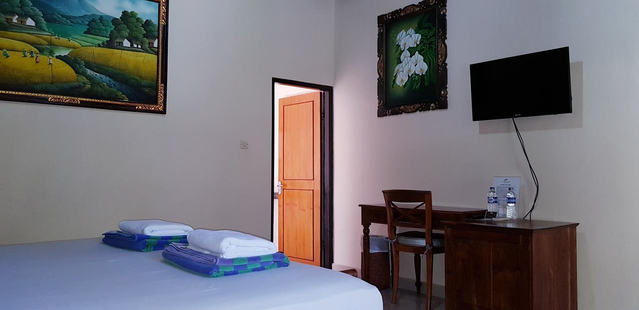 Kusnadi Hotel Legian Exteriör bild
