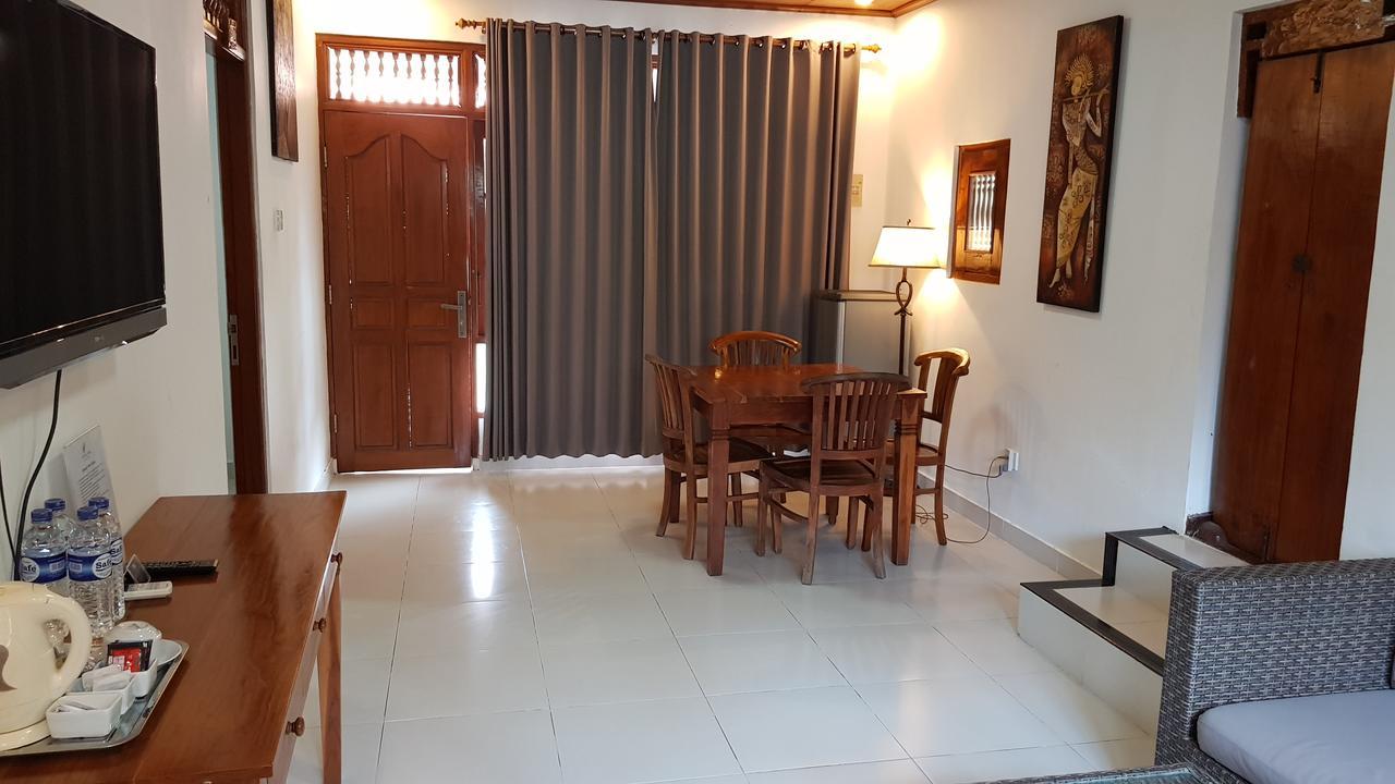 Kusnadi Hotel Legian Exteriör bild