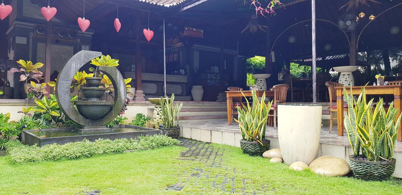 Kusnadi Hotel Legian Exteriör bild