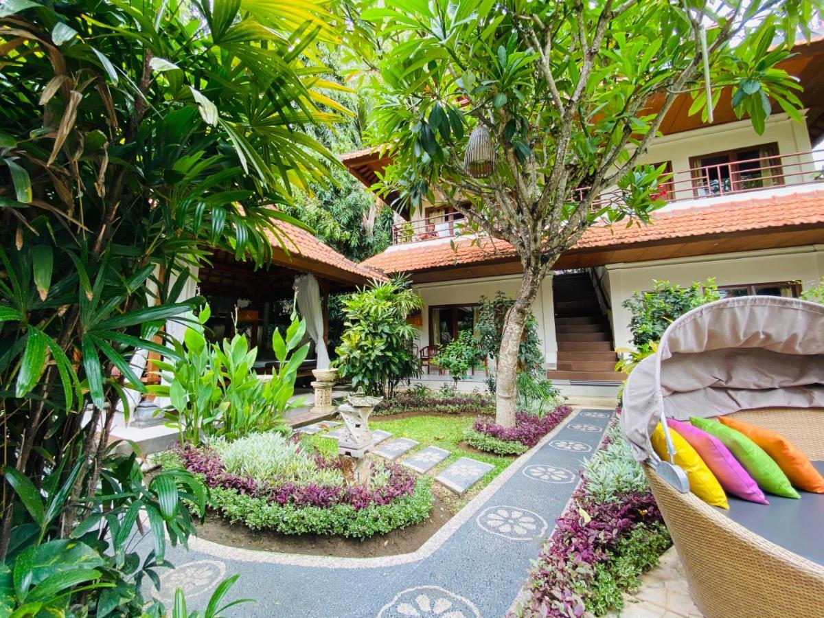 Kusnadi Hotel Legian Exteriör bild